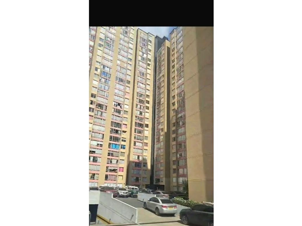 Apartamento de 2 alcobas en venta en Ismael Perdomo, Bogotá, 47 m² · foto 11 de 13