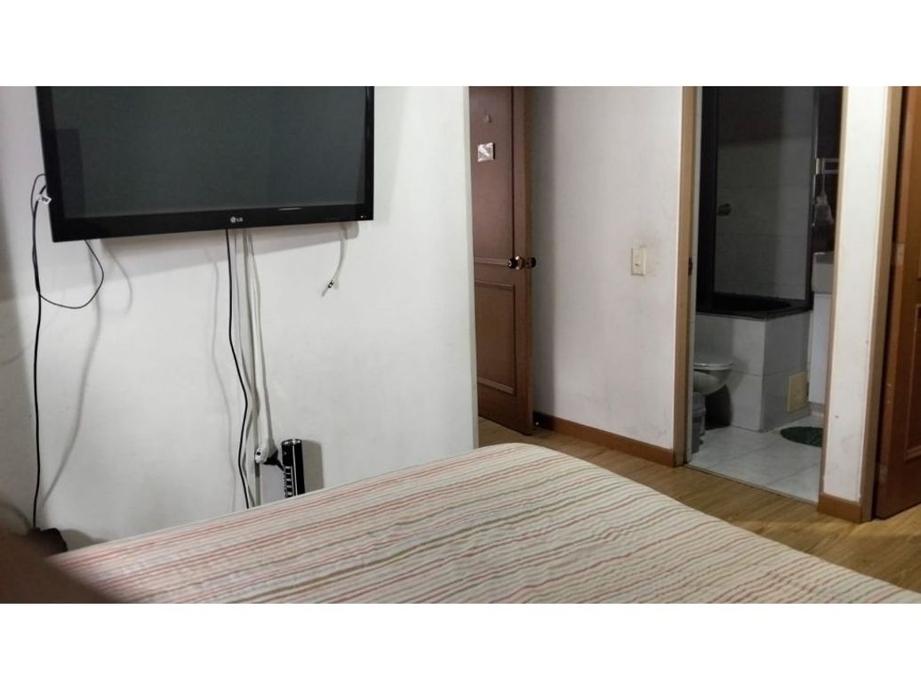 Apartamento de 2 alcobas en venta en Usaquén, Bogotá, 75 m² · foto 14 de 18