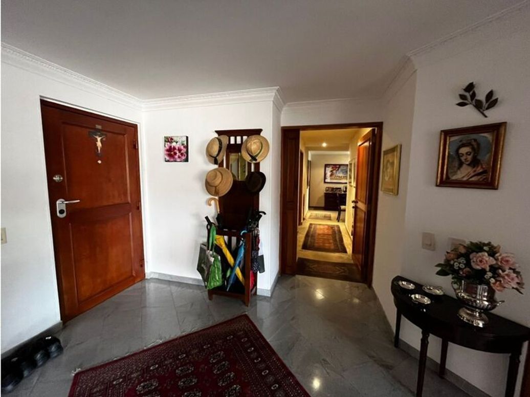 Apartamento de 5 alcobas en venta en Bellavista, Bogotá, 184 m² · foto 17 de 20