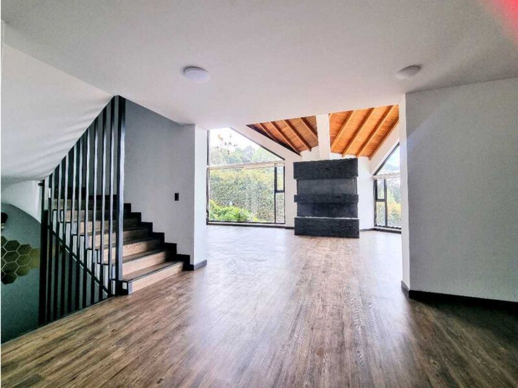 Casa de 4 alcobas en venta en Suba Naranjos, Bogotá, 380 m² · foto 7 de 20