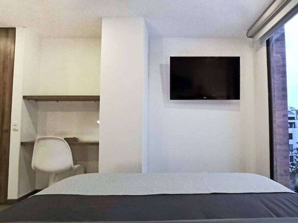 Apartamento de 1 alcoba en venta en Santa Barbara Central, Bogotá, 31 m² · foto 3 de 9