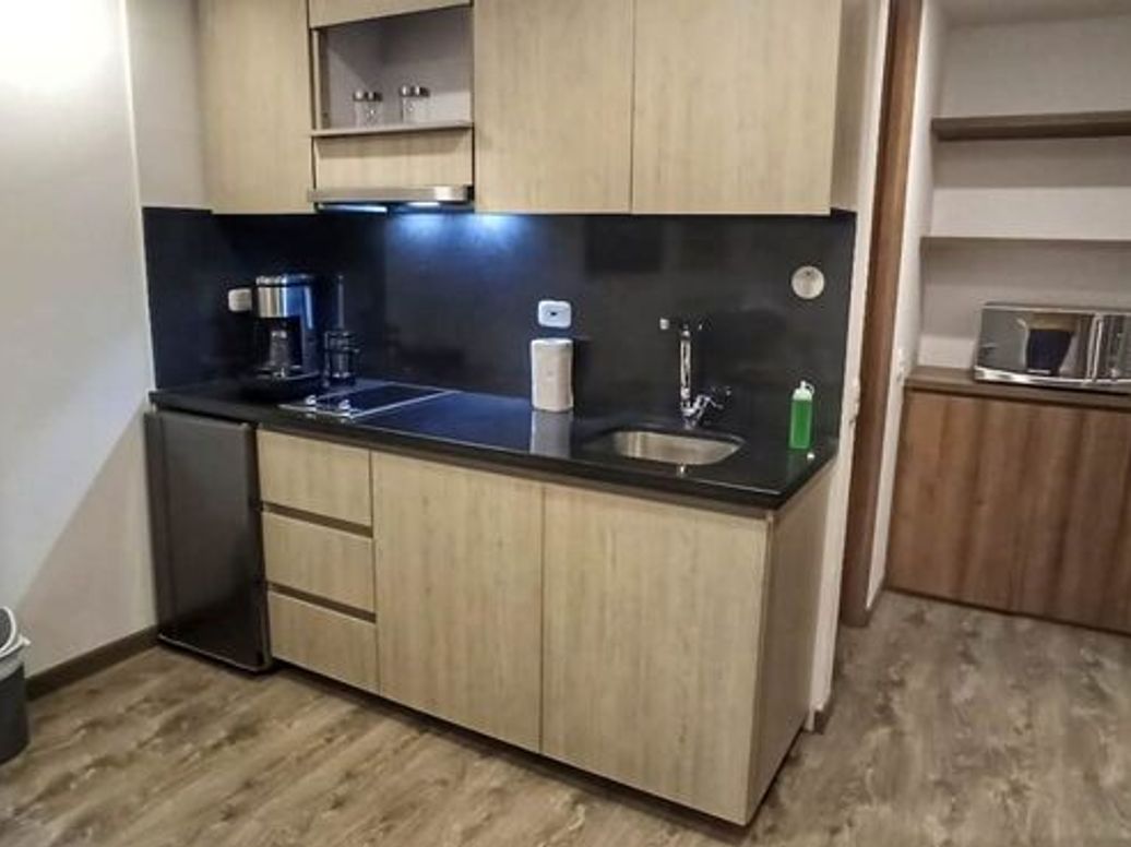 Apartamento de 1 alcoba en venta en Santa Barbara Central, Bogotá, 31 m² · foto 6 de 9