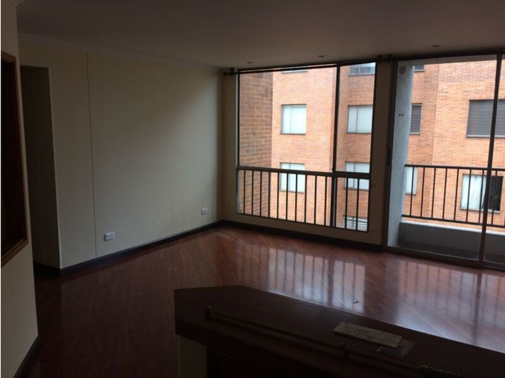 Apartamento de 3 alcobas en arriendo en Estoril, Bogotá, 92 m² · foto 4 de 20
