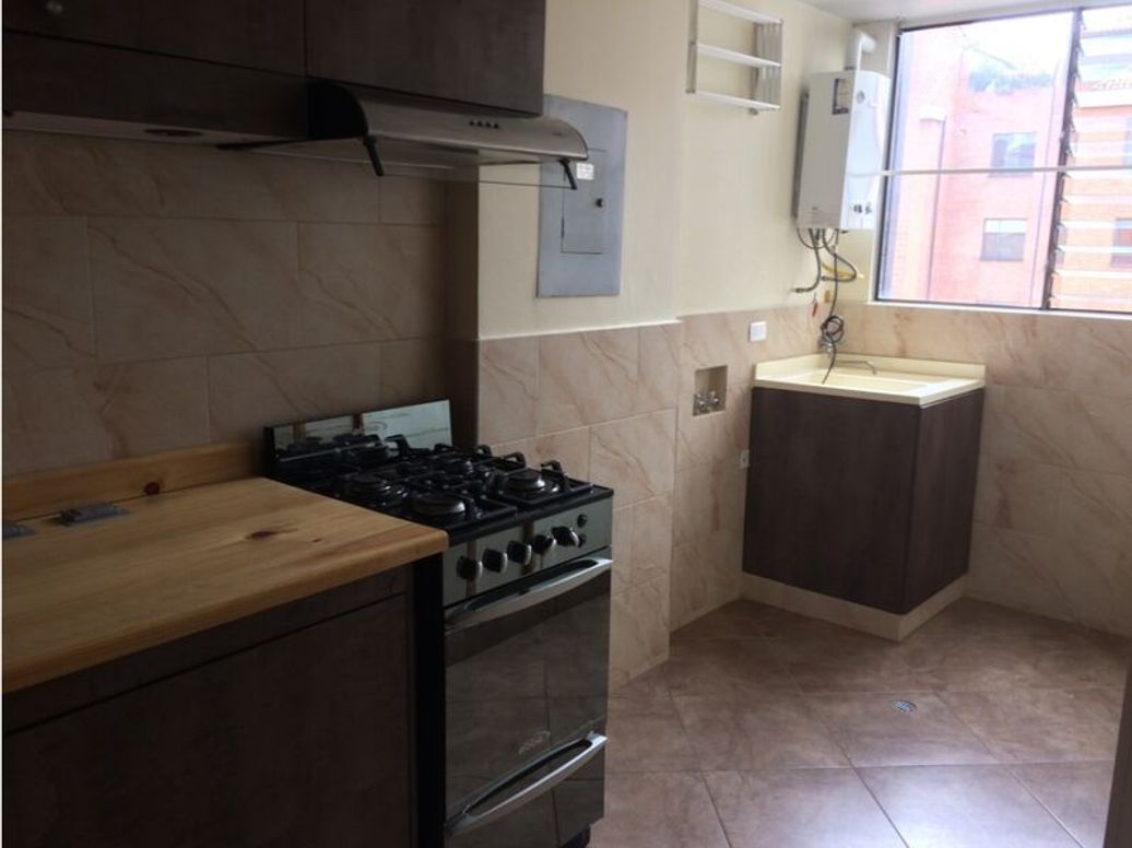 Apartamento de 3 alcobas en arriendo en Estoril, Bogotá, 92 m² · foto 9 de 20