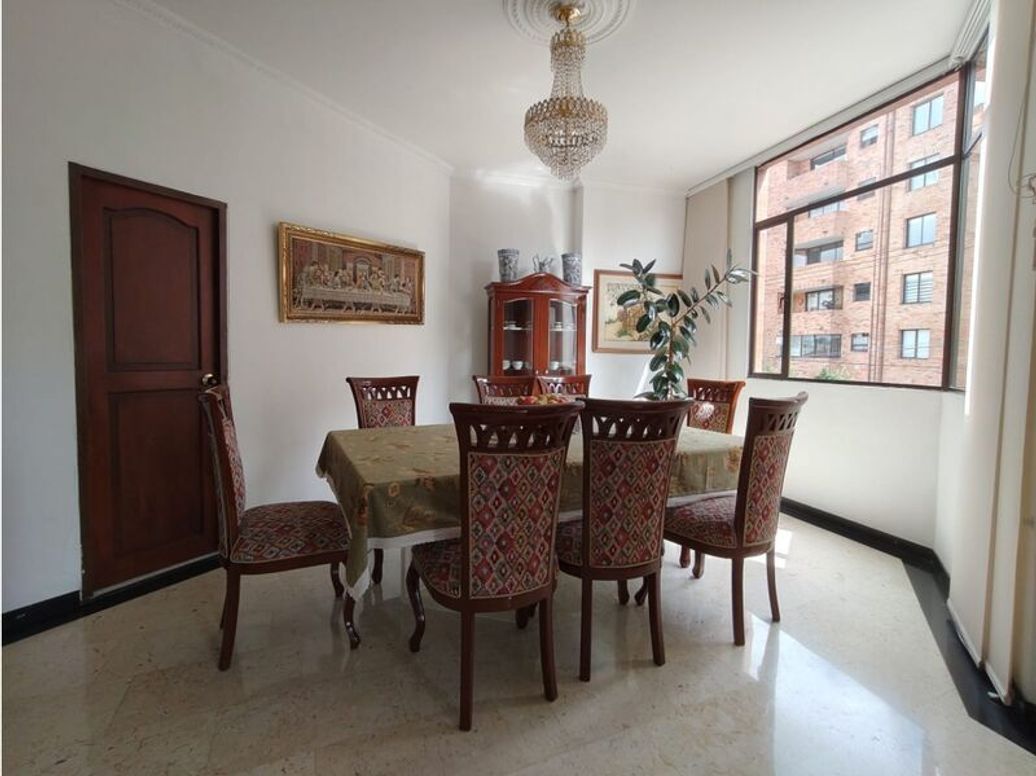 Apartamento de 5 alcobas en venta en El Batan, Bogotá, 253 m² · foto 6 de 20