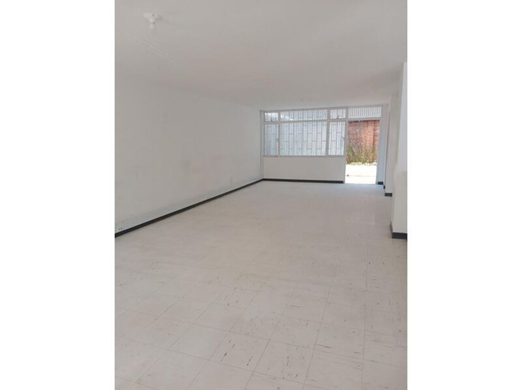 Casa de 6 alcobas en venta en Villa Dorado Norte, Bogotá, 250 m² · foto 4 de 20