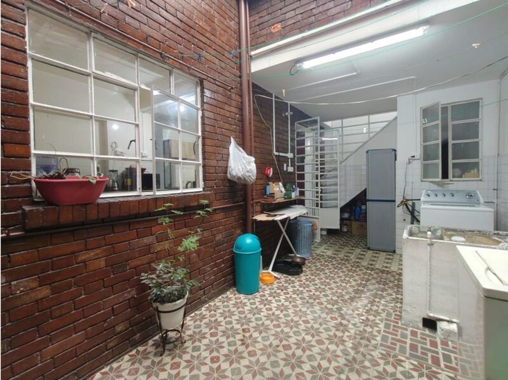 Casa de 5 alcobas en venta en Chapinero, Bogotá, 406 m² · foto 12 de 20