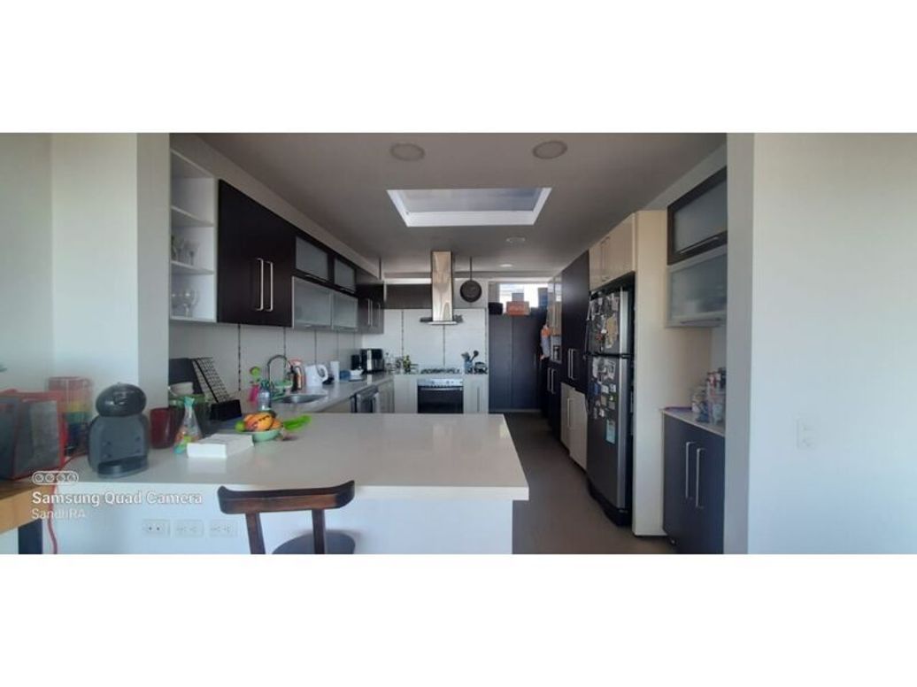 Apartamento de 4 alcobas en venta en El Refugio, Bogotá, 170 m² · foto 11 de 20