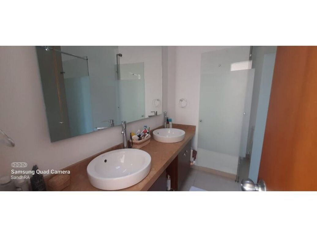 Apartamento de 4 alcobas en venta en El Refugio, Bogotá, 170 m² · foto 17 de 20