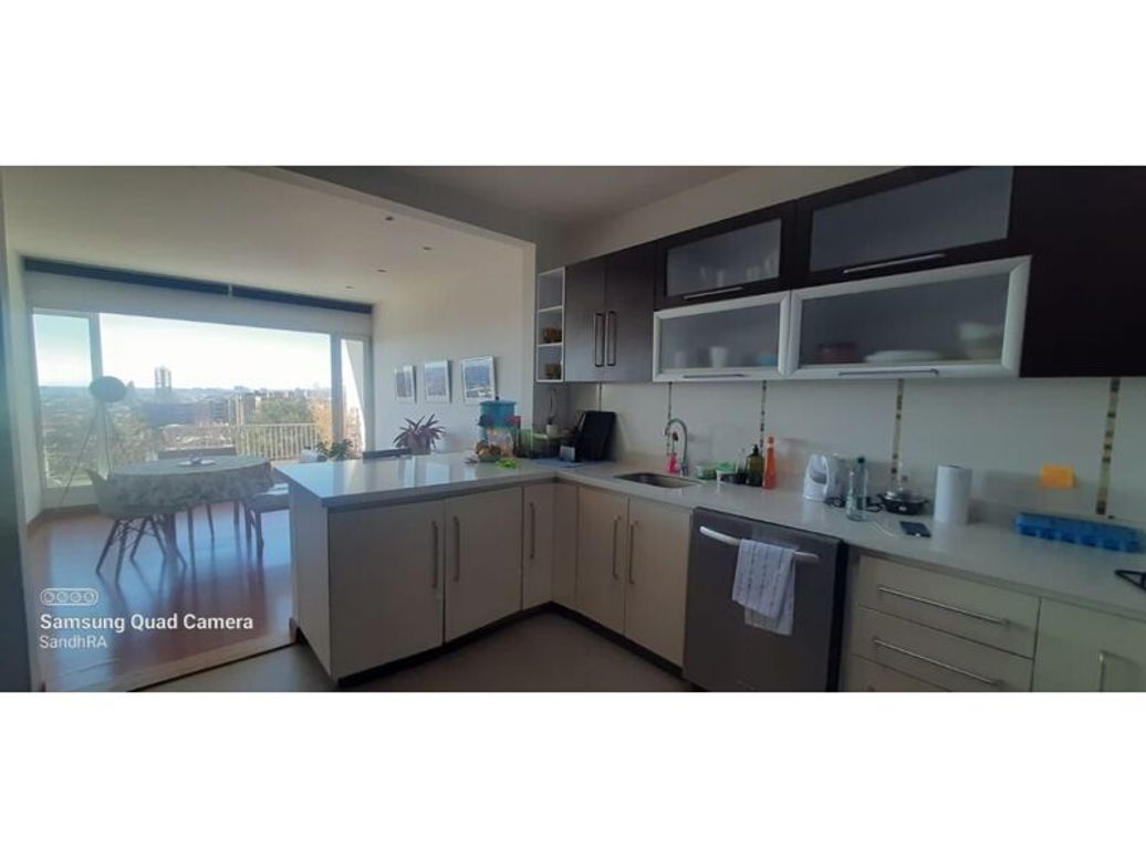 Apartamento de 4 alcobas en venta en El Refugio, Bogotá, 170 m² · foto 12 de 20
