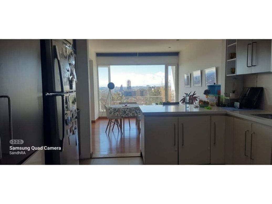 Apartamento de 4 alcobas en venta en El Refugio, Bogotá, 170 m² · foto 8 de 20