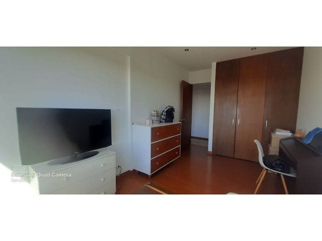 Apartamento de 4 alcobas en venta en El Refugio, Bogotá, 170 m² · foto 19 de 20