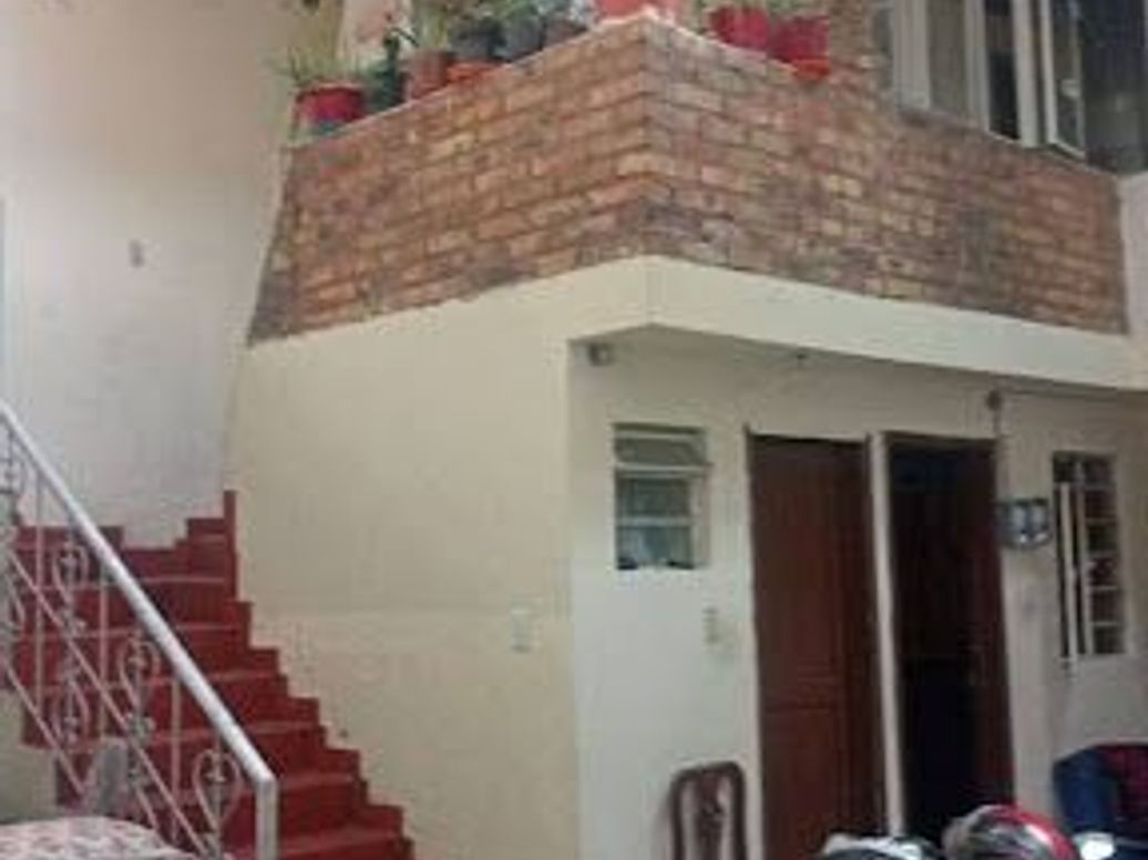 Casa de 7 alcobas en venta en Rincón De Suba, Bogotá, 249 m² · foto 2 de 16