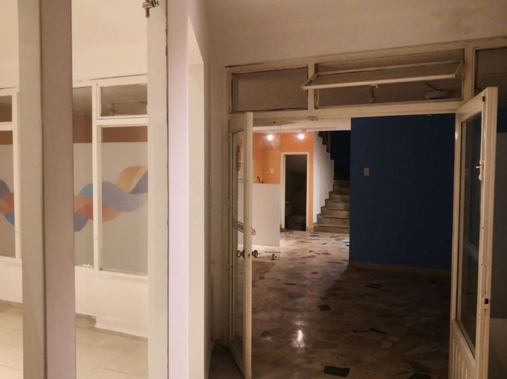 Casa de 10 alcobas en venta en Santa Barbara Oriental, Bogotá, 360 m² · foto 11 de 17