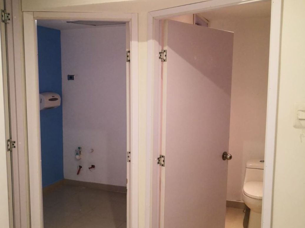 Casa de 10 alcobas en venta en Santa Barbara Oriental, Bogotá, 360 m² · foto 14 de 17