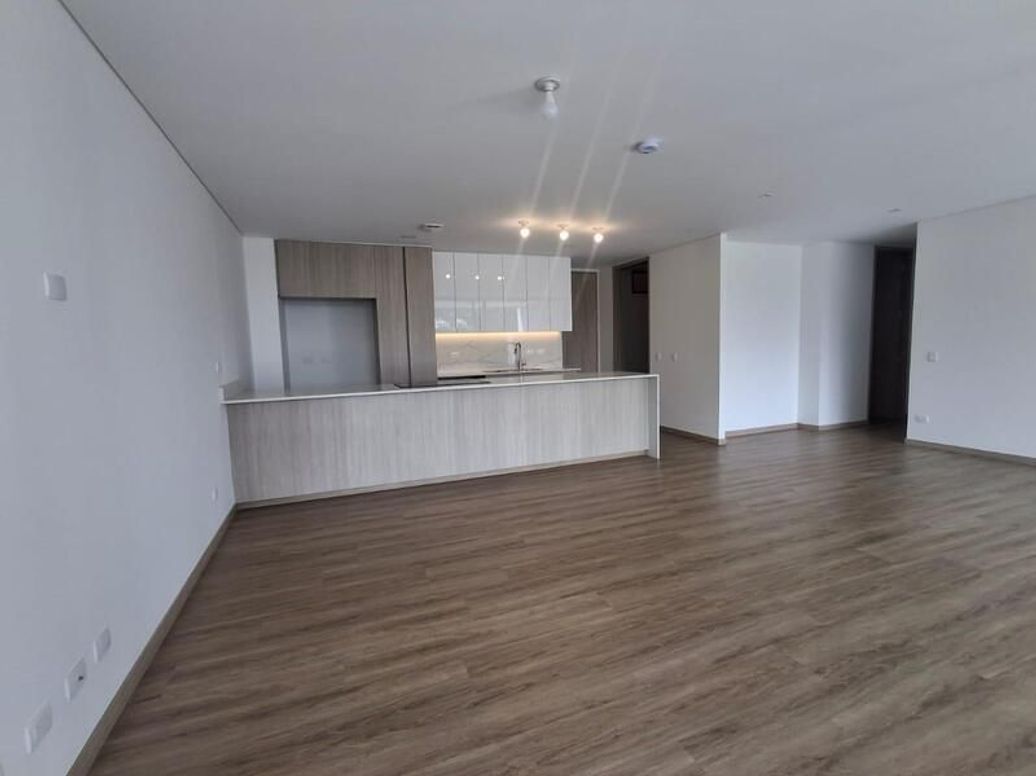 APARTAMENTO EN ARRIENDO UBICADO EN RIONEGRO SECTOR SAJONIA en Vereda Sajonia