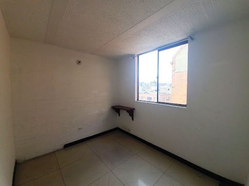 Apartamento de 3 alcobas en venta en Américas Central, Bogotá, 75 m² · foto 7 de 20