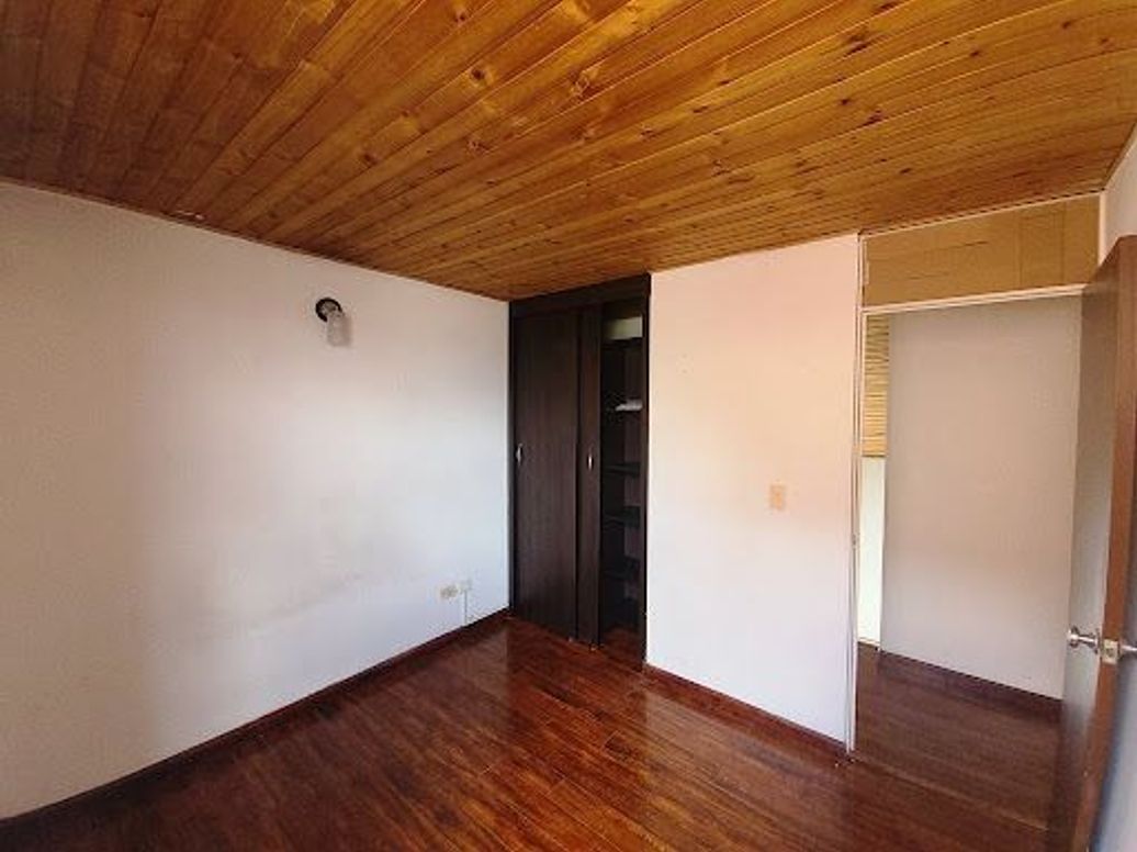 Apartamento de 3 alcobas en venta en Américas Central, Bogotá, 75 m² · foto 12 de 20