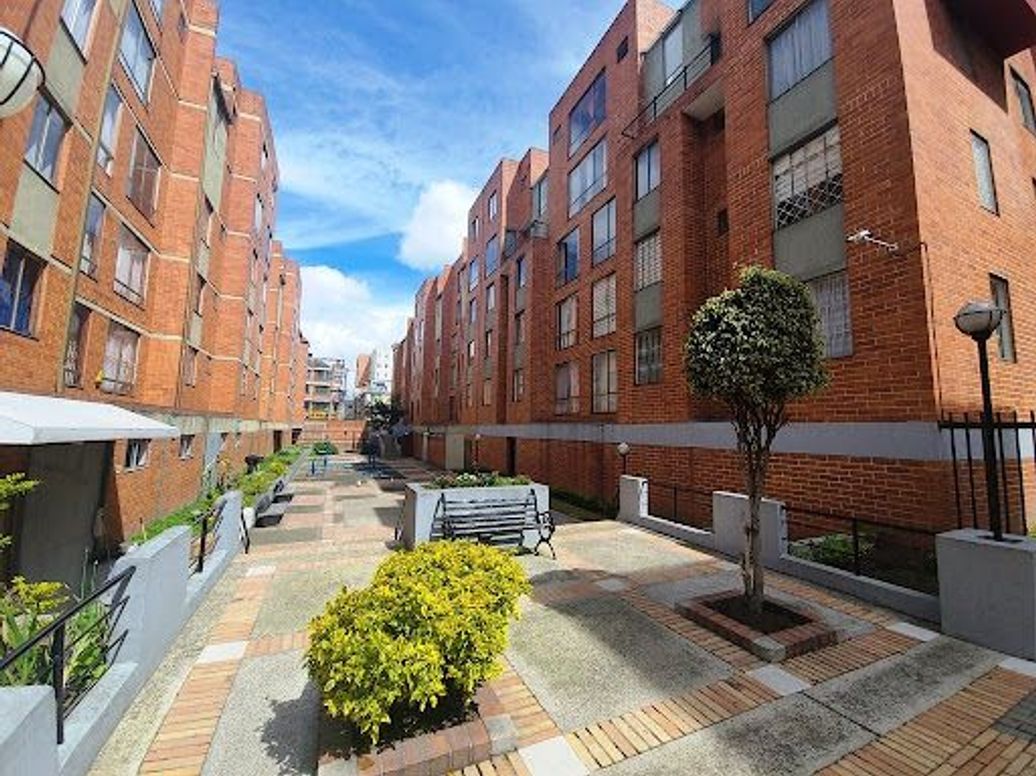 Apartamento de 3 alcobas en venta en Américas Central, Bogotá, 75 m² · foto 19 de 20