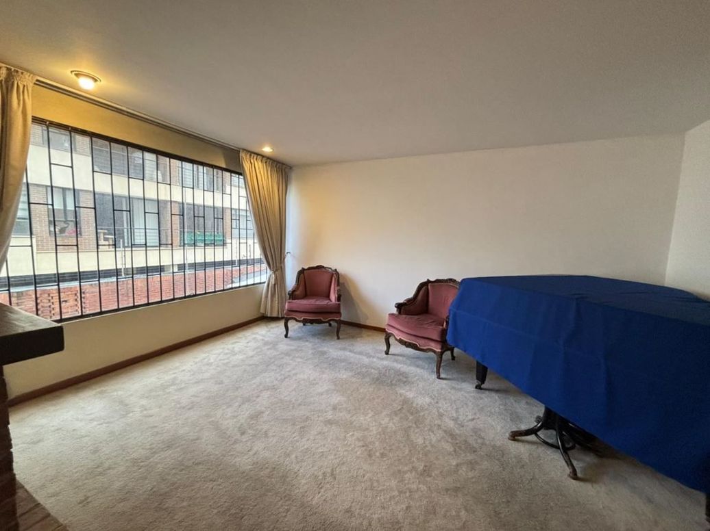 Apartamento de 3 alcobas en venta en Los Cedros, Bogotá, 106 m² · foto 7 de 20