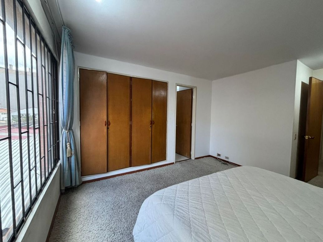 Apartamento de 3 alcobas en venta en Los Cedros, Bogotá, 106 m² · foto 14 de 20