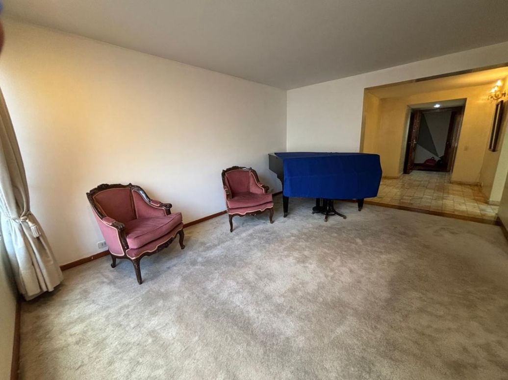 Apartamento de 3 alcobas en venta en Los Cedros, Bogotá, 106 m² · foto 8 de 20