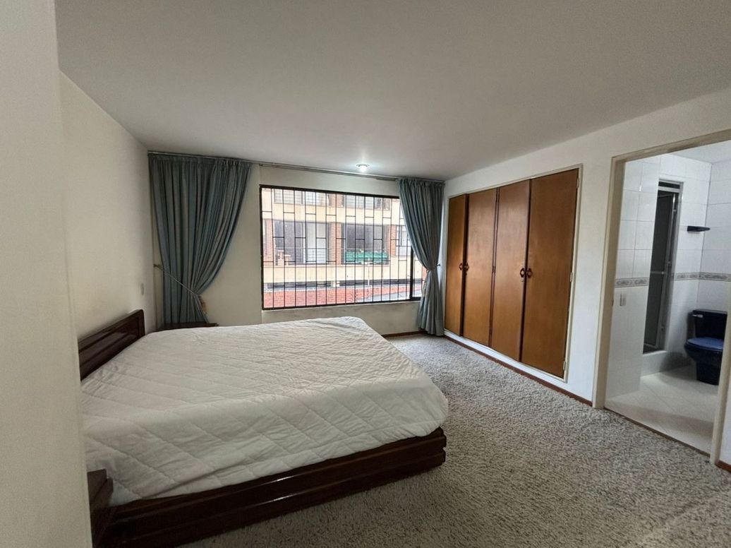 Apartamento de 3 alcobas en venta en Los Cedros, Bogotá, 106 m² · foto 17 de 20