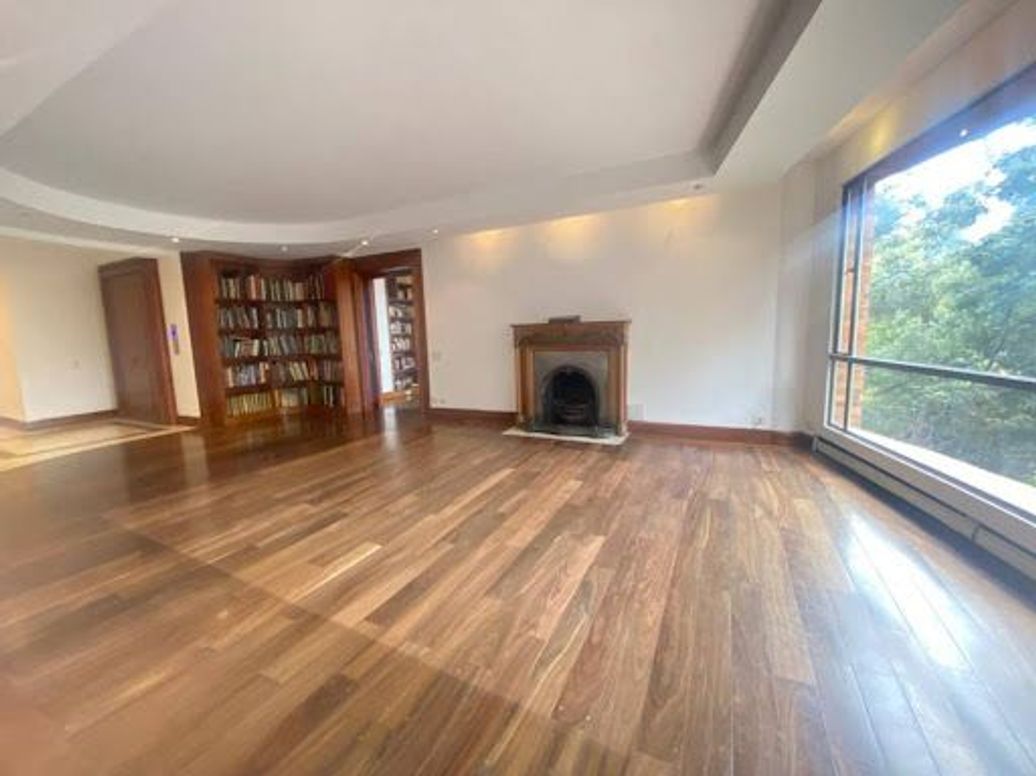 Apartamento de 4 alcobas en venta en Niza Norte, Bogotá, 440 m² · foto 14 de 20