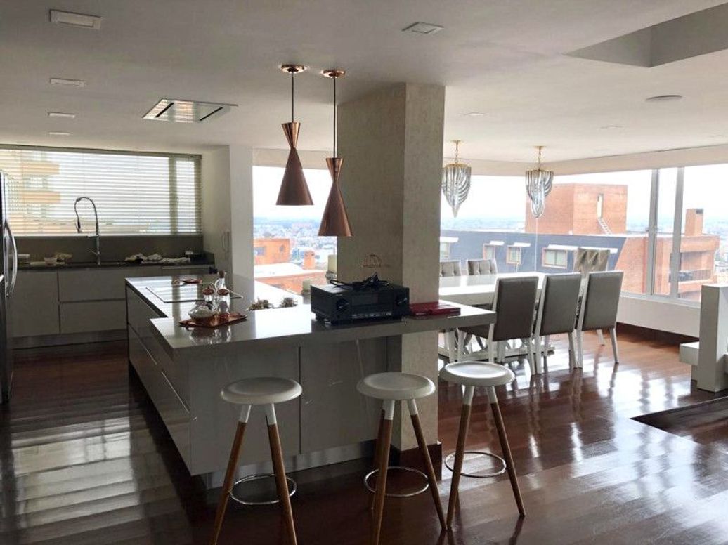 Apartamento de 3 alcobas en venta en El Refugio, Bogotá, 160 m² · foto 8 de 20