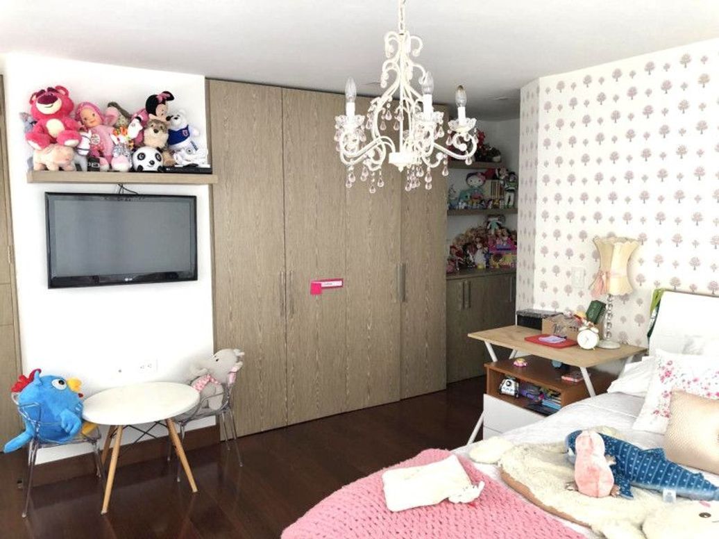 Apartamento de 3 alcobas en venta en El Refugio, Bogotá, 160 m² · foto 15 de 20