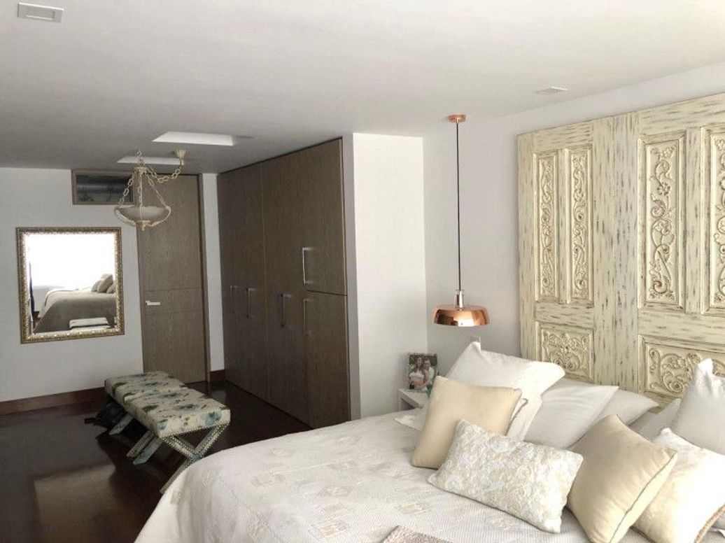 Apartamento de 3 alcobas en venta en El Refugio, Bogotá, 160 m² · foto 19 de 20