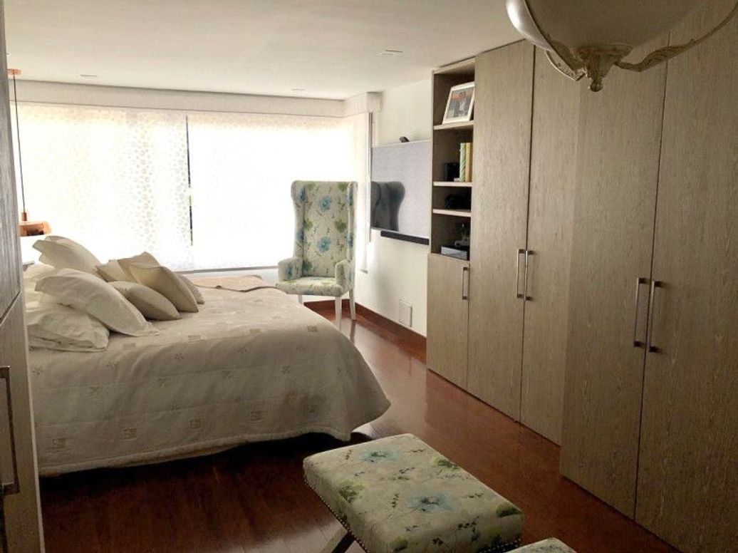 Apartamento de 3 alcobas en venta en El Refugio, Bogotá, 160 m² · foto 20 de 20