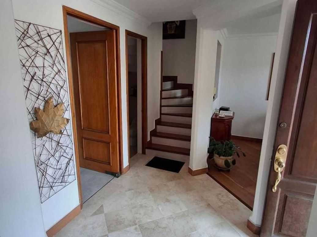 Casa de 3 alcobas en venta en Cr Brisas De Sotavento, Bogotá, 120 m² · foto 2 de 20