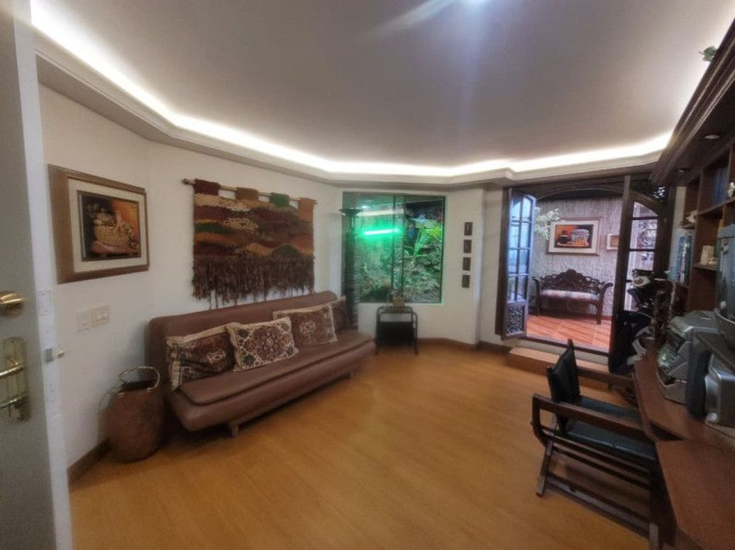 Apartamento de 2 alcobas en venta en El Refugio, Bogotá, 175 m² · foto 18 de 20