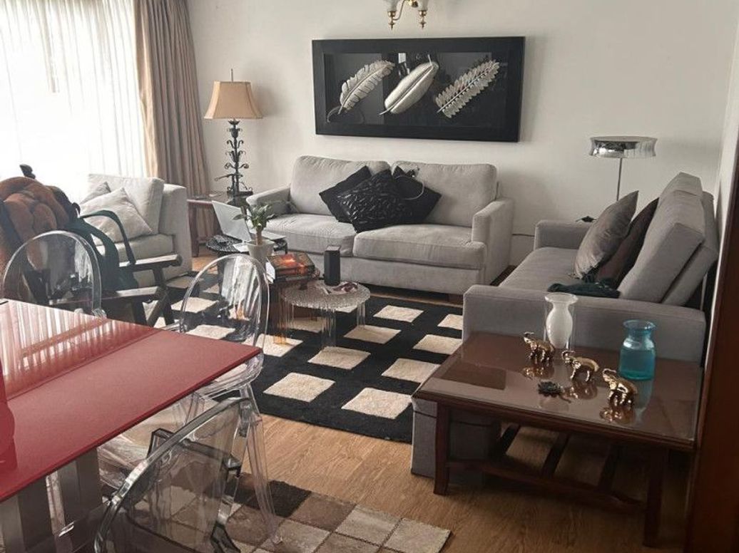Casa de 4 alcobas en venta en Niza, Bogotá, 569 m² · foto 5 de 15