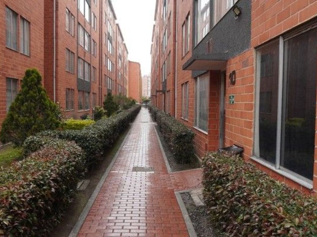 Apartamento de 3 alcobas en venta en Sosiego Sur, Bogotá, 47 m² · foto 2 de 13