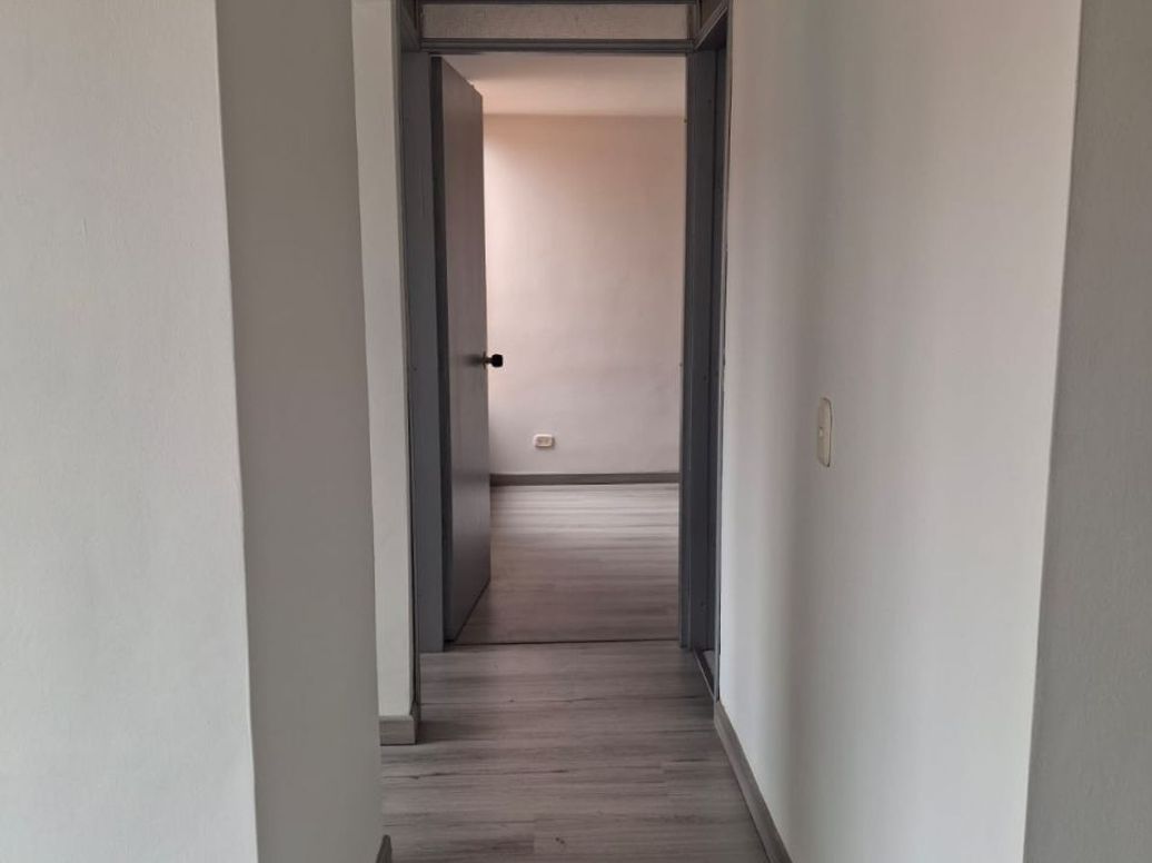 Apartamento de 3 alcobas en venta en Sosiego Sur, Bogotá, 47 m² · foto 6 de 13