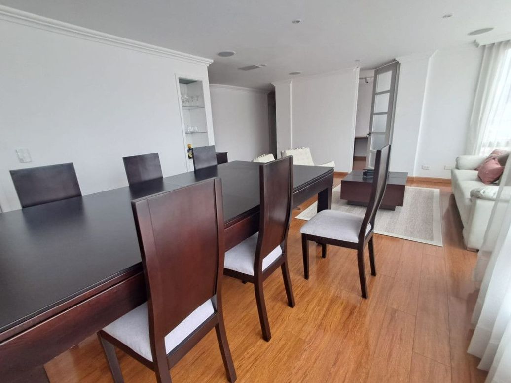 Apartamento de 2 alcobas en arriendo en Chico Norte Et. Ii, Bogotá, 118 m² · foto 4 de 20