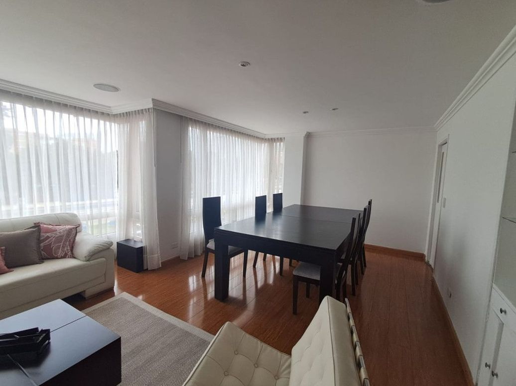 Apartamento de 2 alcobas en arriendo en Chico Norte Et. Ii, Bogotá, 118 m² · foto 5 de 20