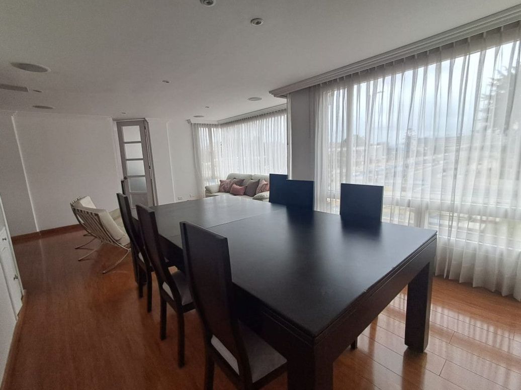 Apartamento de 2 alcobas en arriendo en Chico Norte Et. Ii, Bogotá, 118 m² · foto 3 de 20