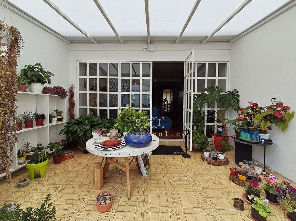 Casa de 5 alcobas en venta en Santa Barbara Central, Bogotá, 321 m² · foto 14 de 20