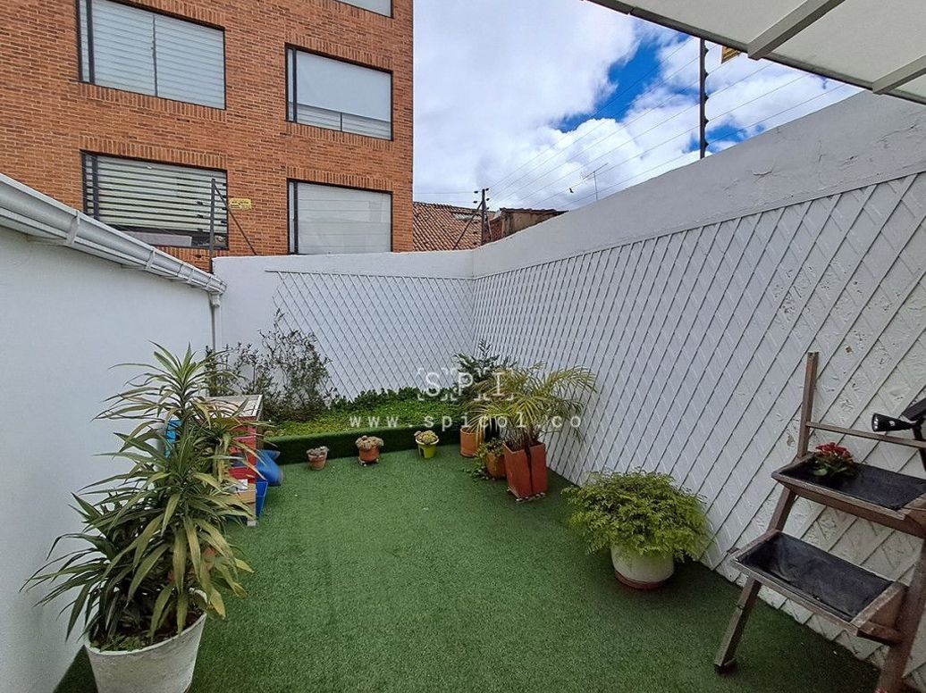 Casa de 5 alcobas en venta en Santa Barbara Central, Bogotá, 321 m² · foto 13 de 20