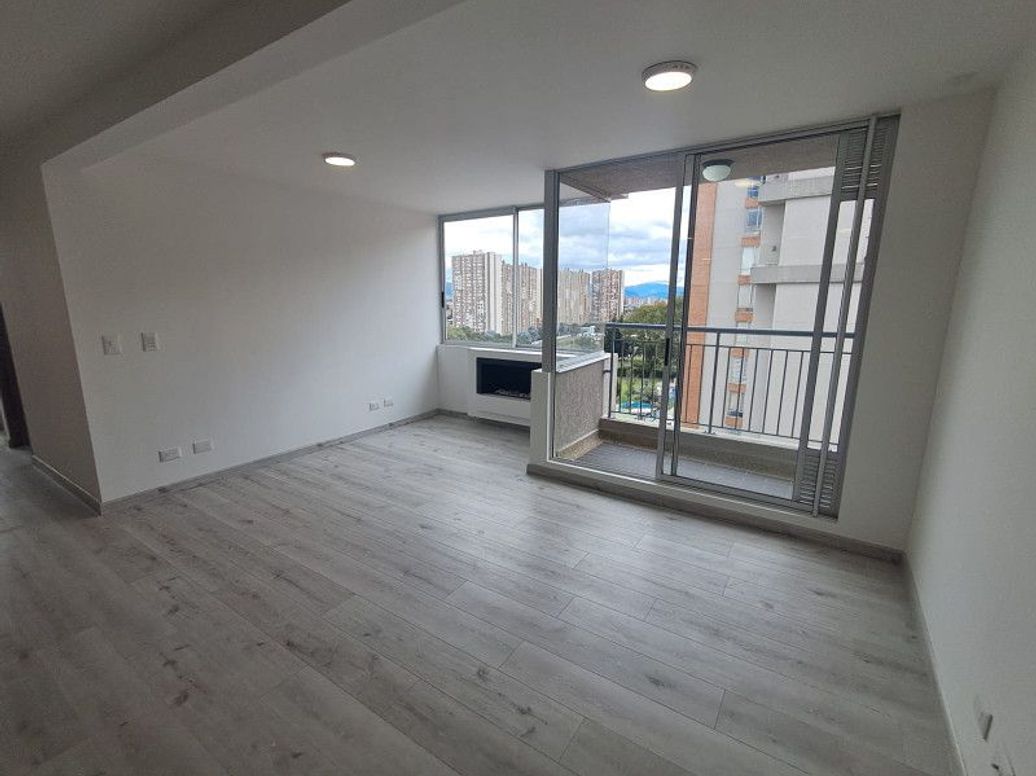 Apartamento de 3 alcobas en venta en Santa Teresa, Bogotá, 80 m² · foto 2 de 20