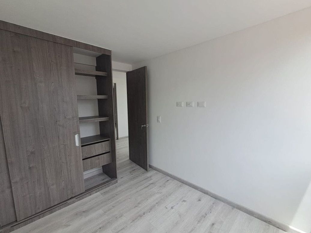 Apartamento de 3 alcobas en venta en Santa Teresa, Bogotá, 80 m² · foto 9 de 20