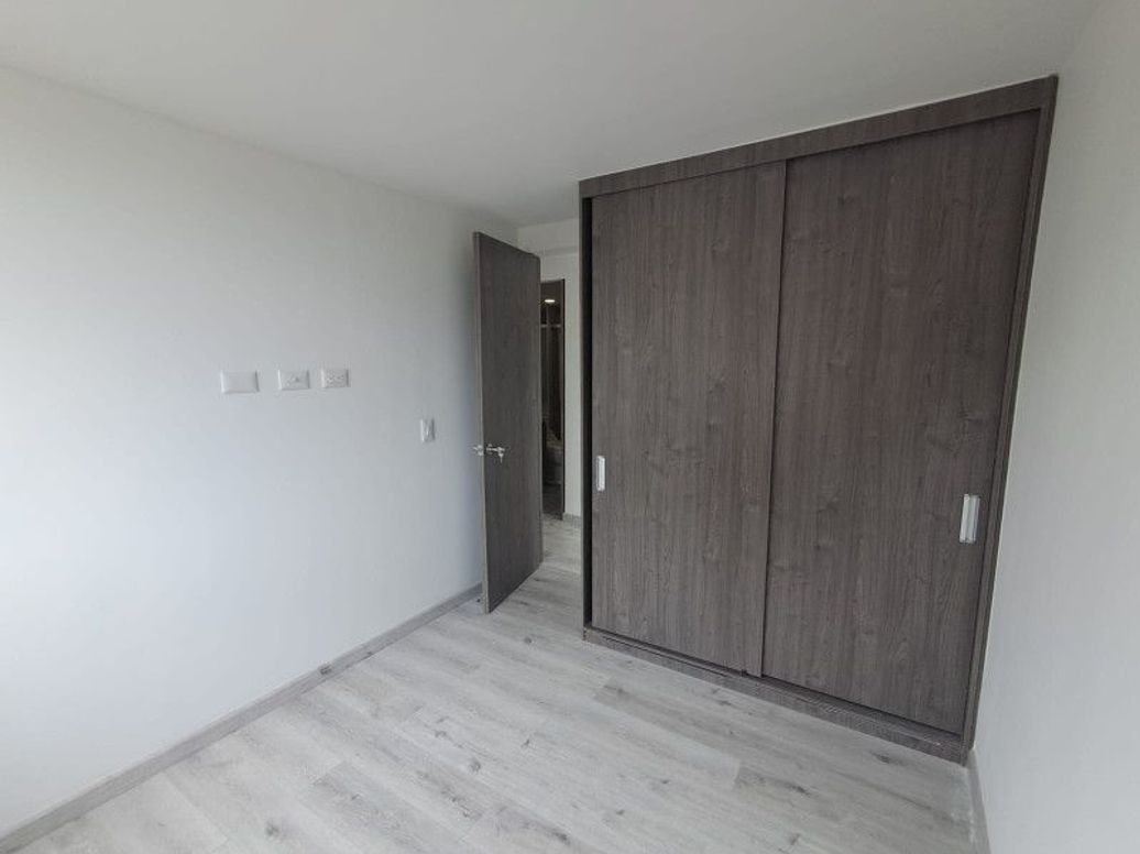 Apartamento de 3 alcobas en venta en Santa Teresa, Bogotá, 80 m² · foto 8 de 20