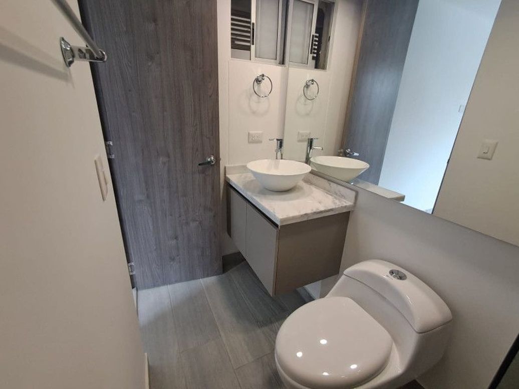 Apartamento de 2 alcobas en venta en Santa Teresa, Bogotá, 60 m² · foto 10 de 20