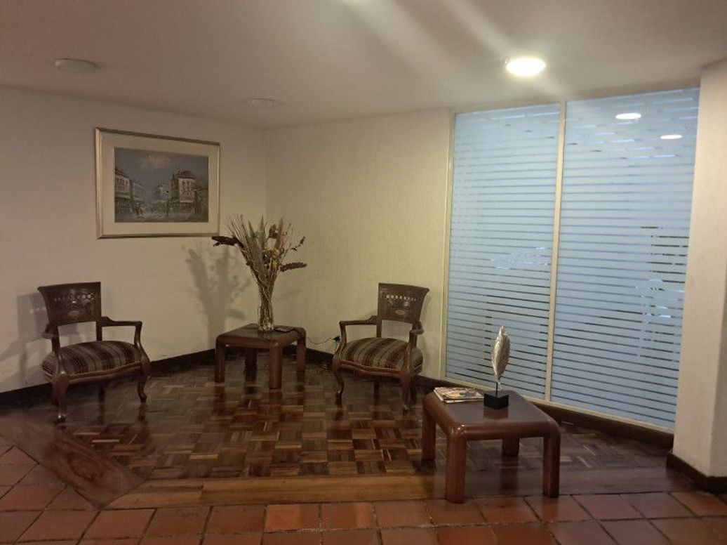 Apartamento de 3 alcobas en venta en Mónaco, Bogotá, 92 m² · foto 15 de 17