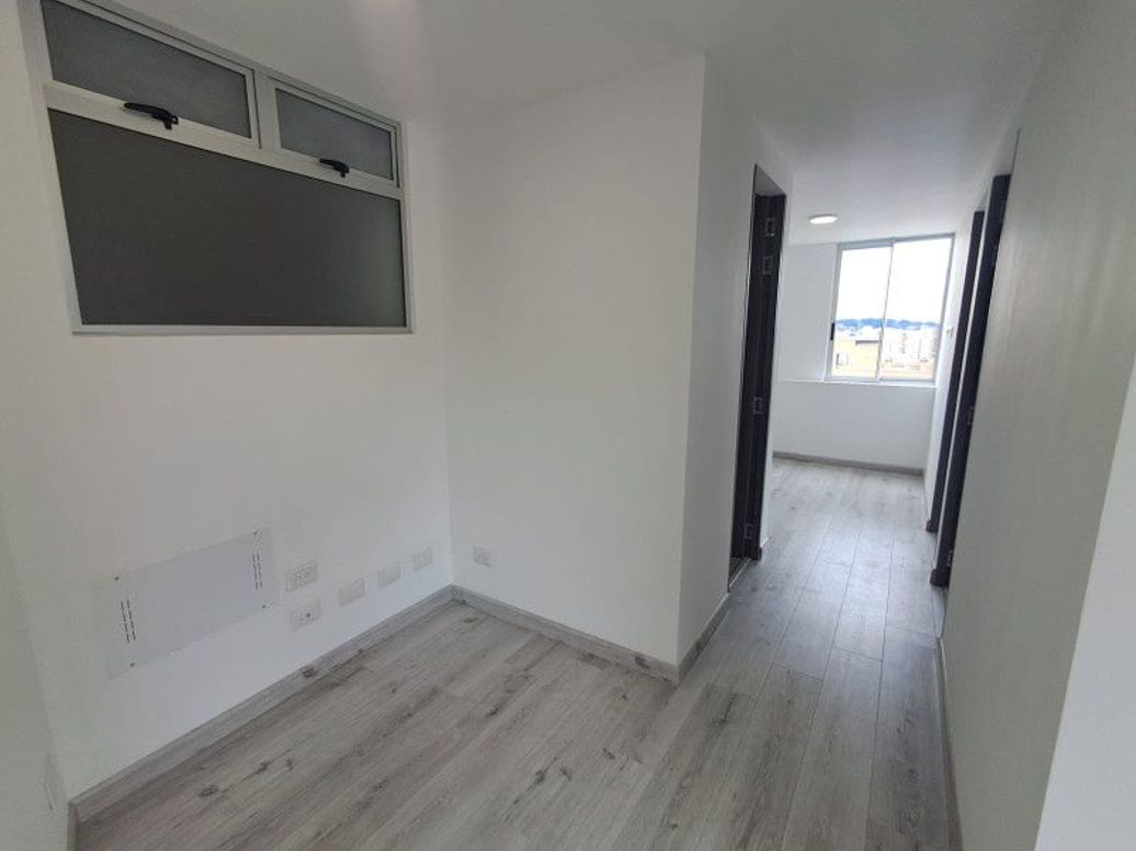 Apartamento de 3 alcobas en venta en Paulo Vi Norte, Bogotá, 80 m² · foto 8 de 20