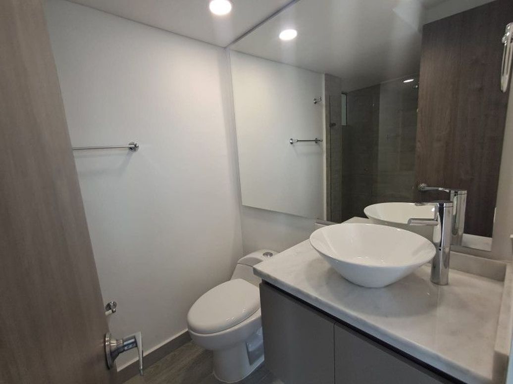 Apartamento de 3 alcobas en venta en Paulo Vi Norte, Bogotá, 80 m² · foto 15 de 20
