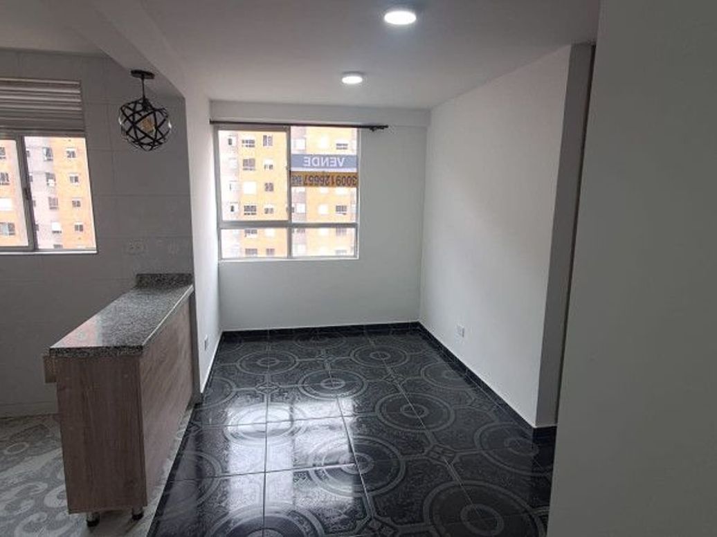 Apartamento de 2 alcobas en venta en Paloquemao, Bogotá, 31 m² · foto 3 de 11